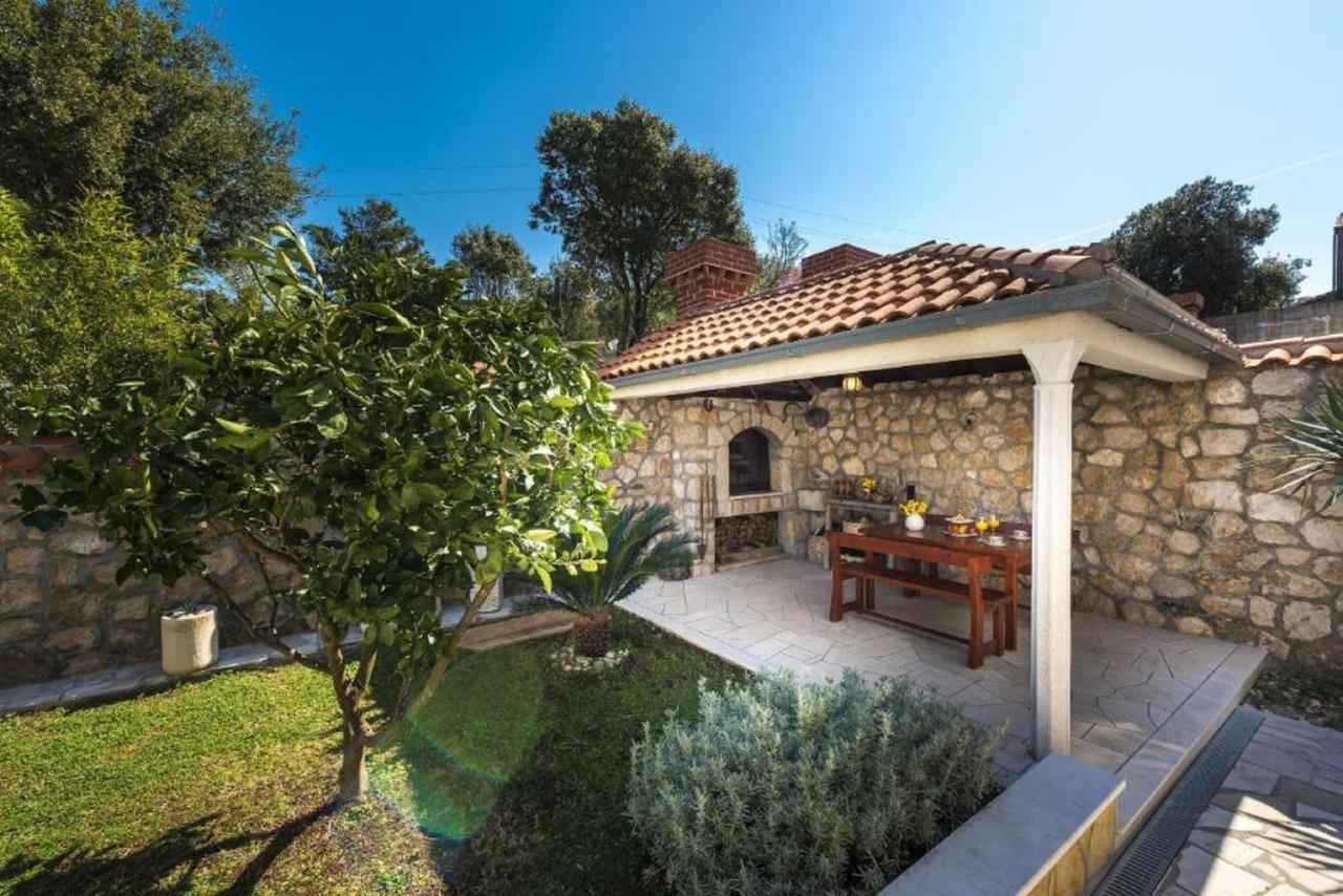 Holiday Home Swiss Cavtat Luaran gambar